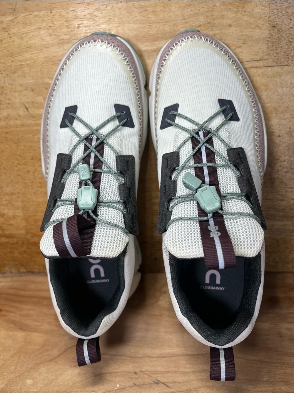 On CloudAway Womens Size 10 Lifestyle Walking Shoes Sneakers White Ice Moss - Picture 7 of 12